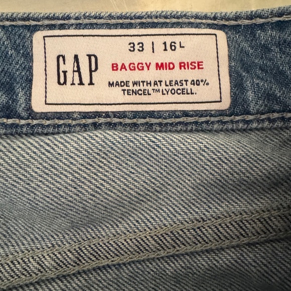 Gap Mid Rise UltraSoft Baggy Jeans - Picture 8 of 11